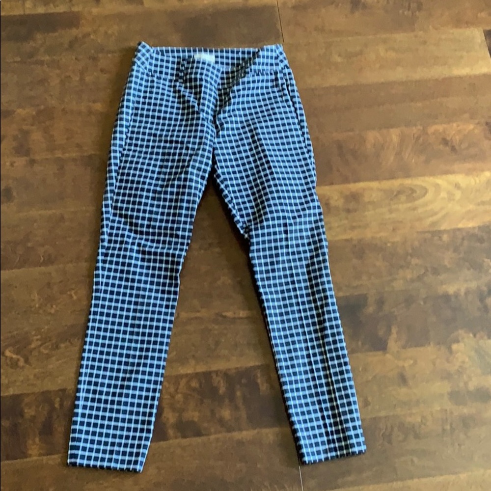 Loft size 2 Modern Skinny Gingham pants